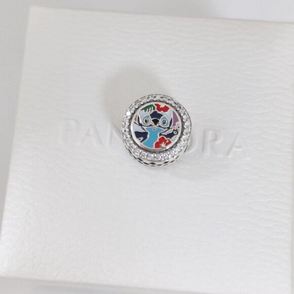 Pandora Disneyland Paris Stitch Button Charm Bead S925 Silver with box - Picture 10 of 10